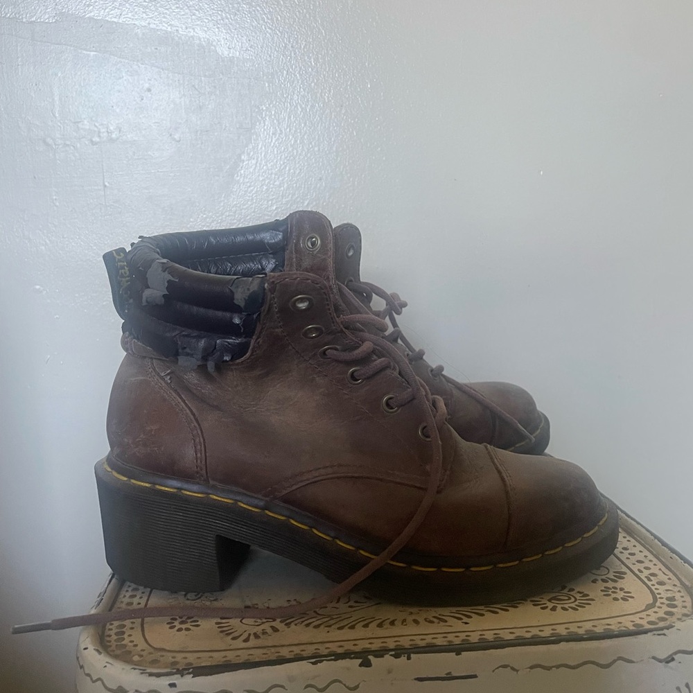 Vintage Dc Martens Brown Camping Grunge Sport Leather Ankle Boots
